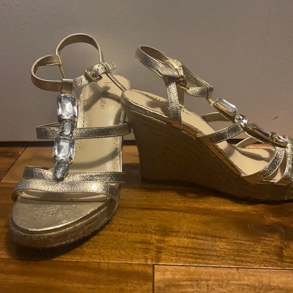 Wedge sandals - Picture 2 of 2